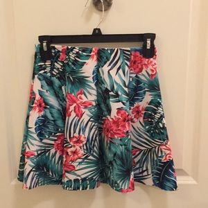 Tropical print skirt